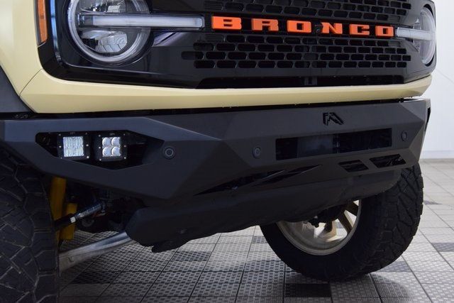 2021 Ford Bronco First Edition - 22838201 - 10