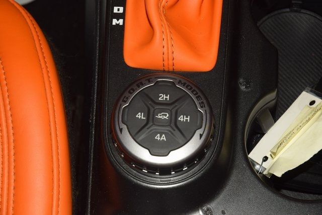 2021 Ford Bronco First Edition - 22838201 - 26