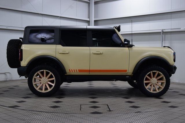 2021 Ford Bronco First Edition - 22838201 - 7