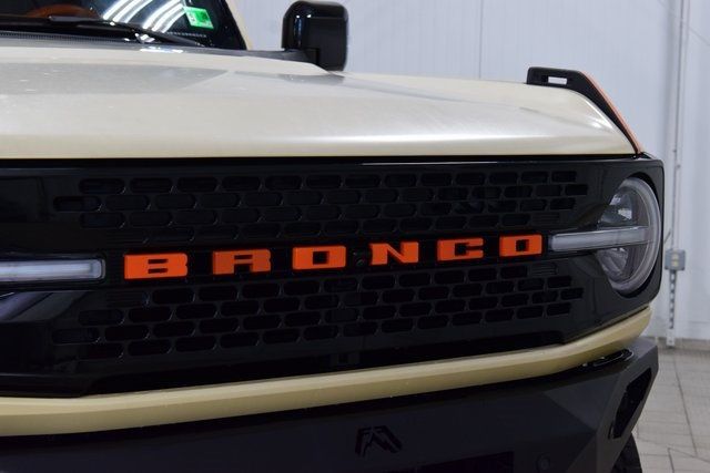 2021 Ford Bronco First Edition - 22838201 - 8