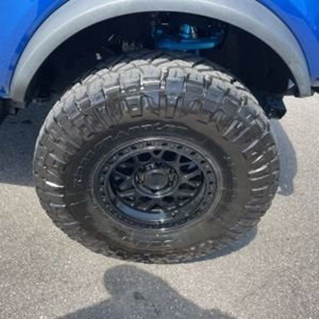 2021 Ford Bronco First Edition photo 20