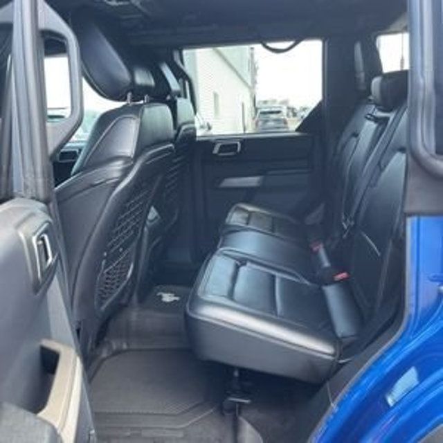 2021 Ford Bronco First Edition photo 23