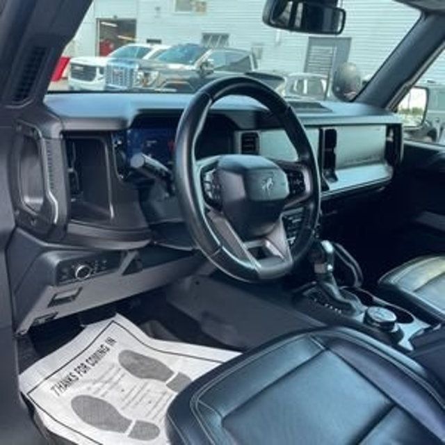 2021 Ford Bronco First Edition photo 25