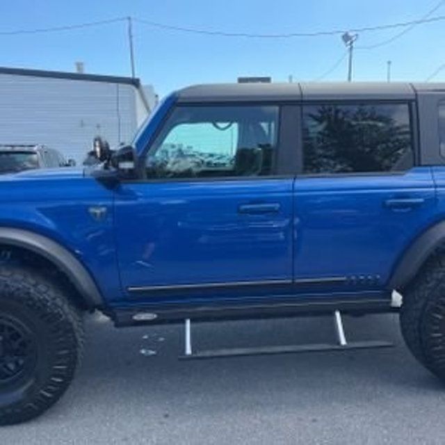 2021 Ford Bronco First Edition photo 7