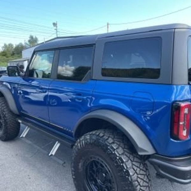 2021 Ford Bronco First Edition photo 9