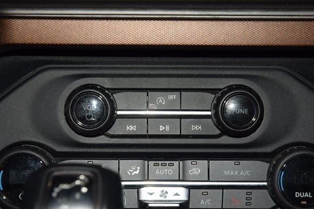 2021 Ford Bronco Outer Banks photo 29