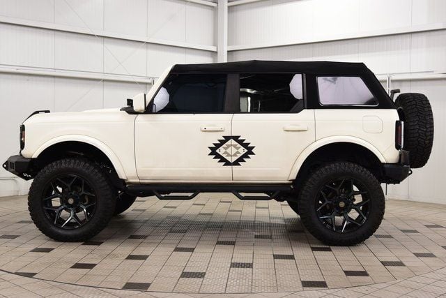 2021 Ford Bronco Outer Banks photo 4