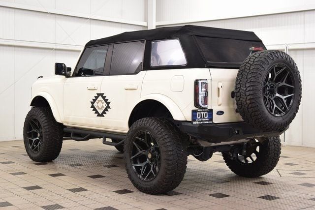 2021 Ford Bronco Outer Banks photo 5