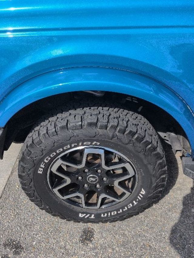 2021 Ford Bronco Outer Banks 4 Door Advanced 4x4 - 23020372 - 9