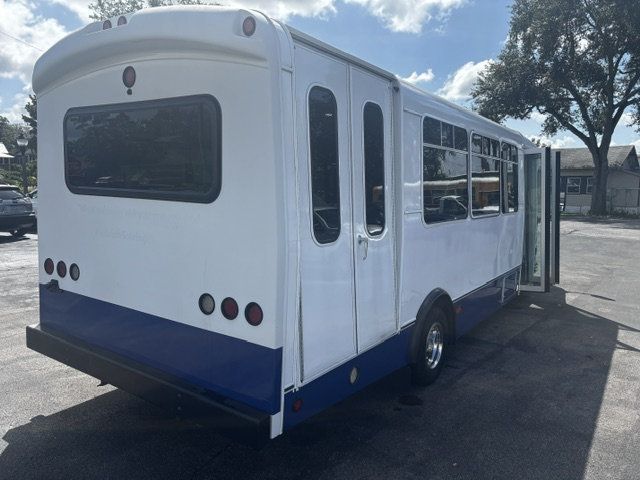 2021 Ford E450 SHUTTLE BUS E450 BUS - 23004849 - 18