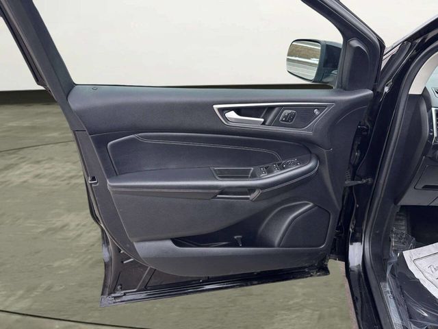 2021 Ford Edge Titanium AWD - 22981218 - 9