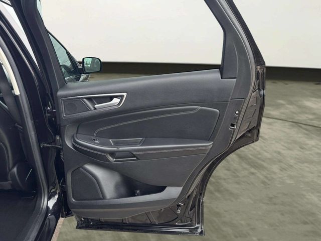 2021 Ford Edge Titanium AWD - 22981218 - 16