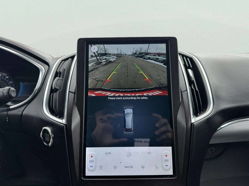 2021 Ford Edge Titanium AWD - 22981218 - 28