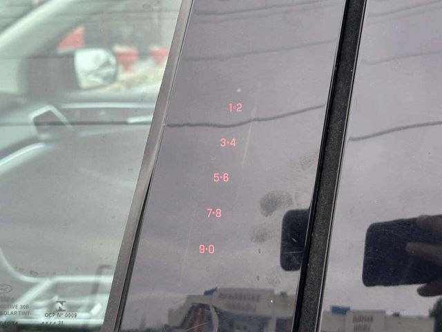 2021 Ford Edge Titanium AWD - 22981218 - 30