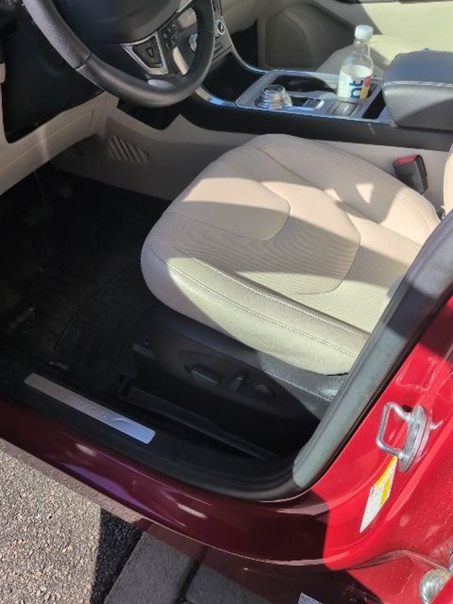 2021 Ford Edge Titanium FWD - 22943815 - 4