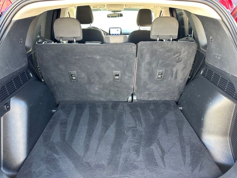 2021 Ford Escape SE photo 21