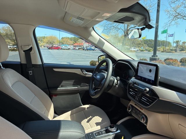 2021 Ford Escape SE FWD - 23001438 - 22