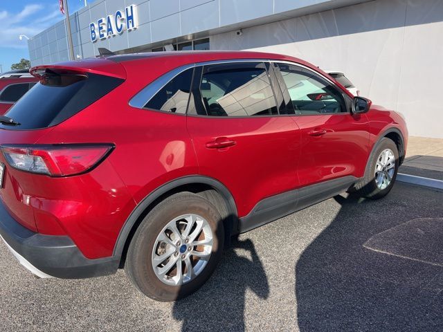 2021 Ford Escape SE FWD - 23001438 - 2