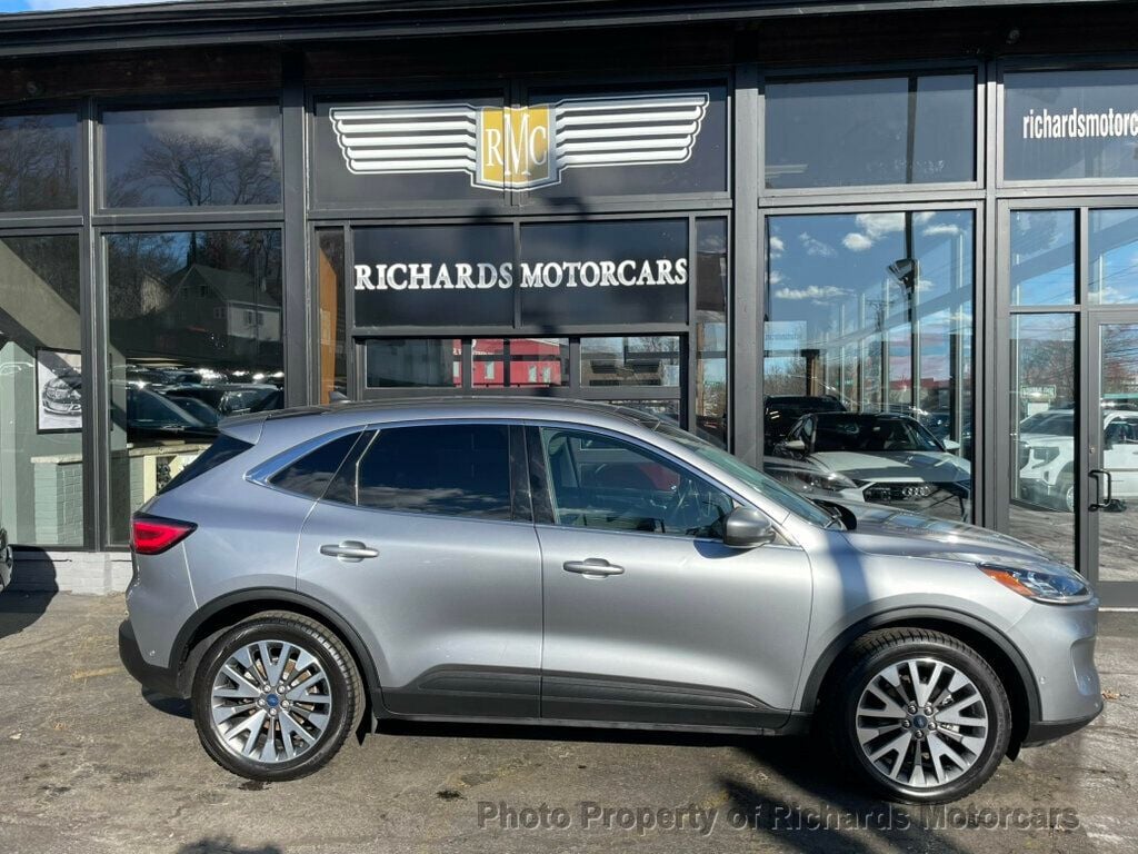 2021 Ford Escape Titanium AWD - 22686374 - 1