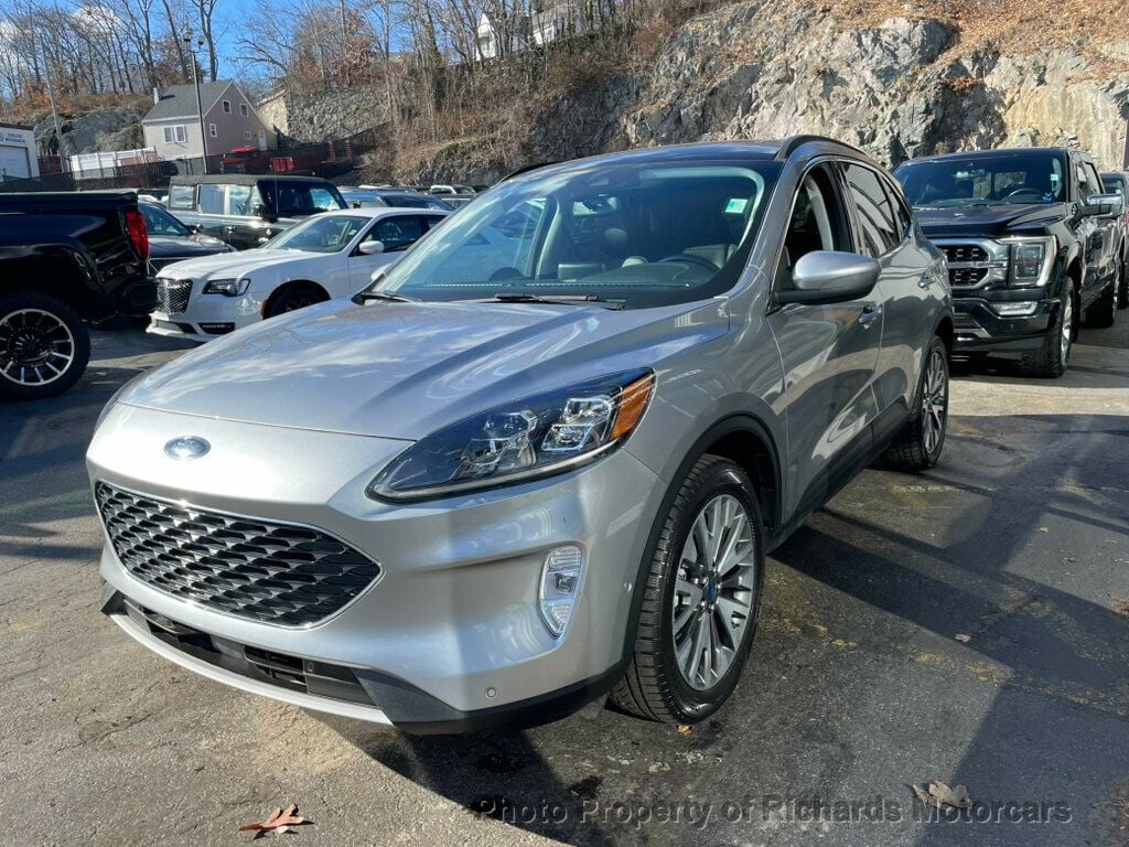 2021 Ford Escape Titanium AWD - 22686374 - 4