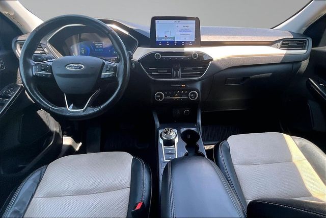 2021 Ford Escape Titanium Hybrid AWD - 23022514 - 18