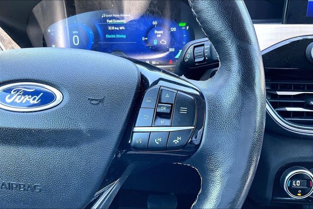 2021 Ford Escape Titanium Hybrid AWD - 23022514 - 21