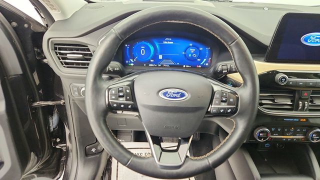 2021 Ford Escape Titanium Hybrid with Elite Package (41 combined mpg) - 22955637 - 12