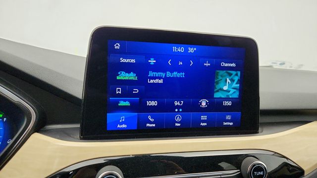 2021 Ford Escape Titanium Hybrid with Elite Package (41 combined mpg) - 22955637 - 17