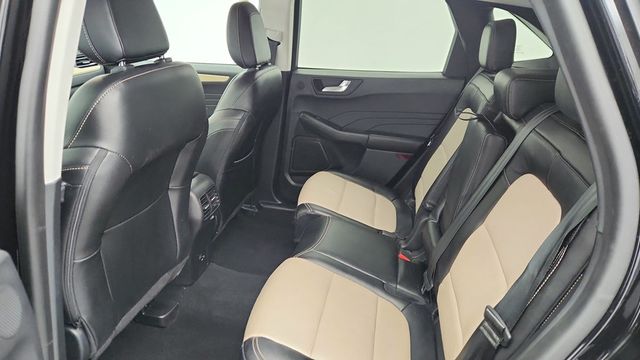 2021 Ford Escape Titanium Hybrid with Elite Package (41 combined mpg) - 22955637 - 19