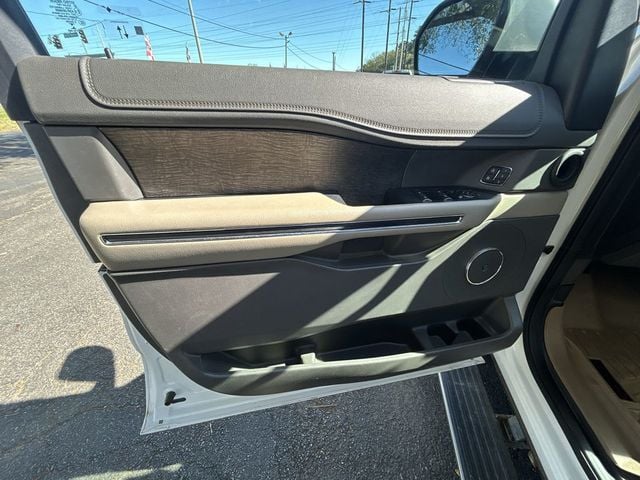 2021 Ford Expedition Limited 4x2 - 23000382 - 11