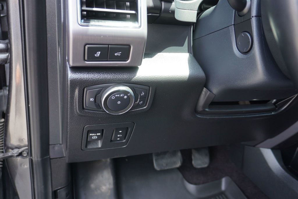 2021 Ford Expedition PLATINUM - 23067693 - 28
