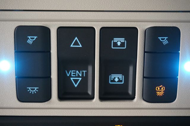 2021 Ford Explorer Limited RWD - 23030077 - 26