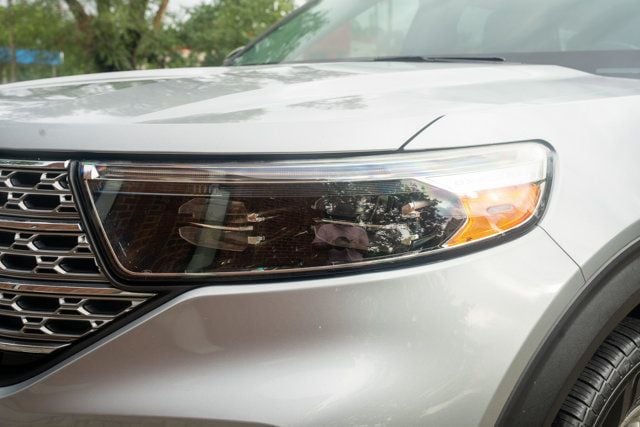 2021 Ford Explorer LocalTrade/Hybrid-Limited/4WD/Heated&CooledSeats/2ndRowCaptains - 23026180 - 10