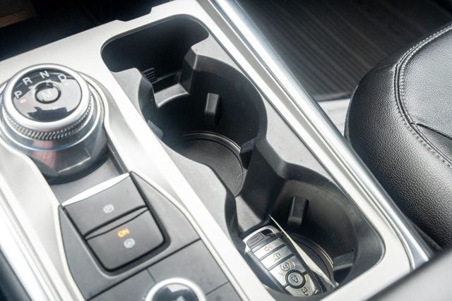 2021 Ford Explorer LocalTrade/Hybrid-Limited/4WD/Heated&CooledSeats/2ndRowCaptains - 23026180 - 35