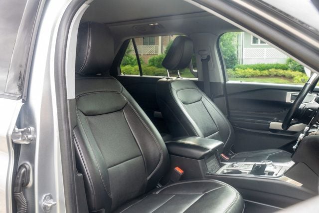 2021 Ford Explorer LocalTrade/Hybrid-Limited/4WD/Heated&CooledSeats/2ndRowCaptains - 23026180 - 45