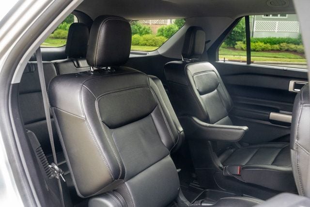 2021 Ford Explorer LocalTrade/Hybrid-Limited/4WD/Heated&CooledSeats/2ndRowCaptains - 23026180 - 53