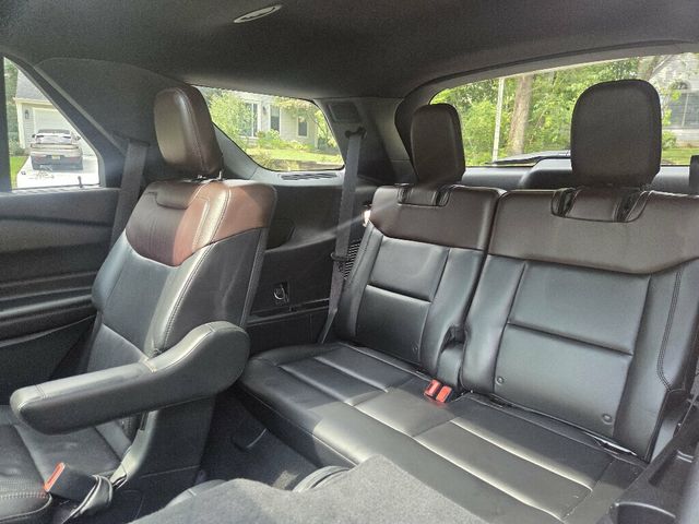 2021 Ford Explorer Platinum 4WD - 23083572 - 16