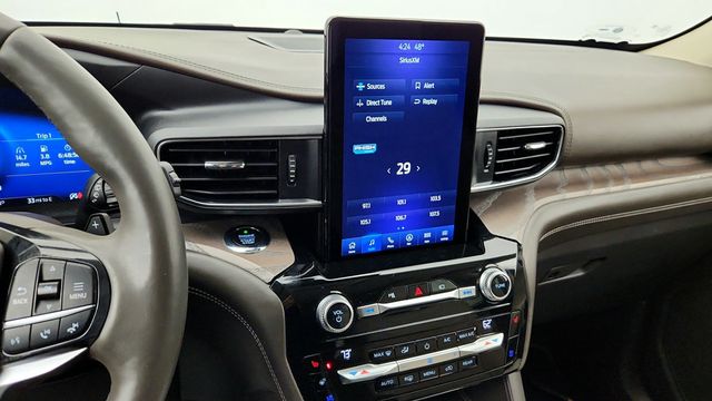 2021 Ford Explorer Platinum 4WD w/ Twin Panel Moonroof & Premium Technology Package - 22948174 - 17