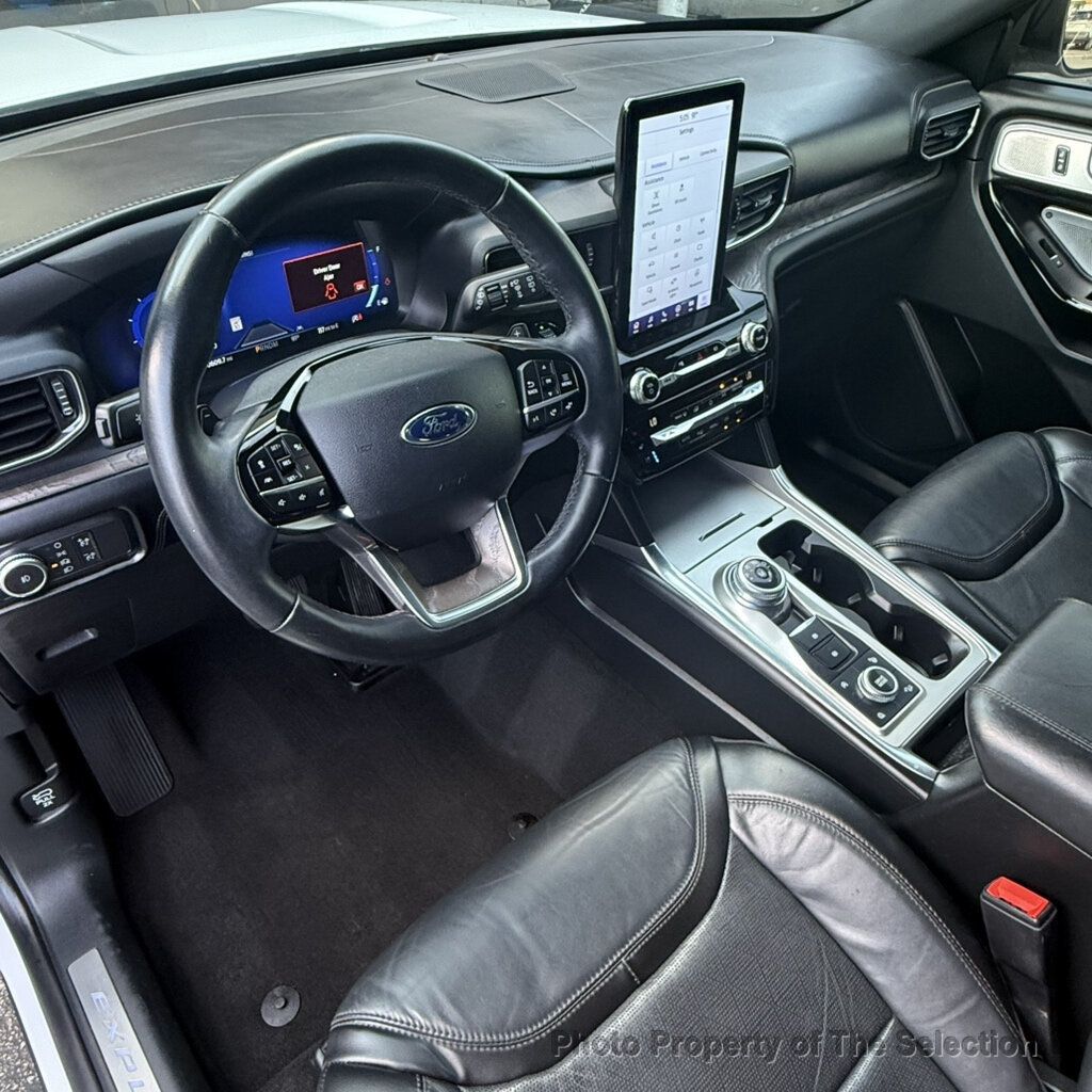 Ford Explorer photo 40