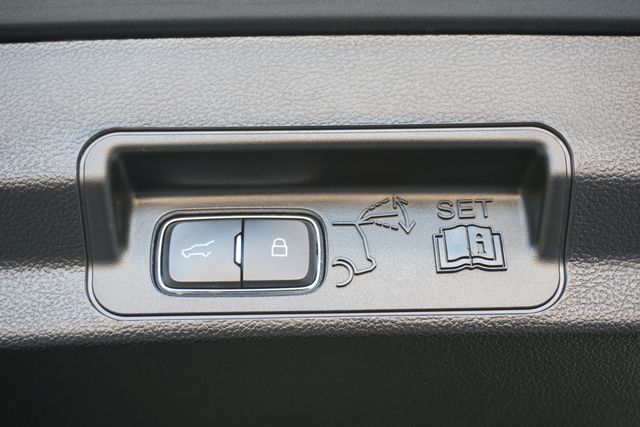 2021 Ford Explorer RWD - 22941107 - 25