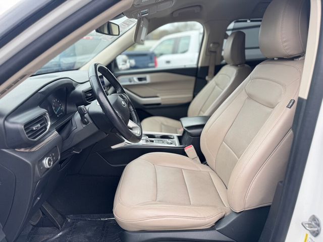 2021 Ford Explorer SERVICED AND DETAILED!! - 22943216 - 11