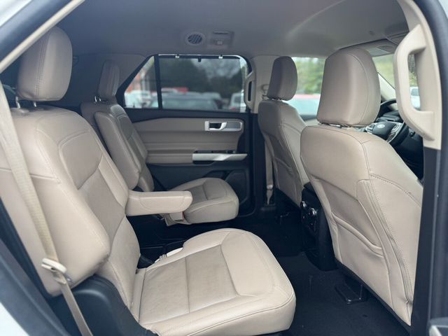 2021 Ford Explorer SERVICED AND DETAILED!! - 22943216 - 17