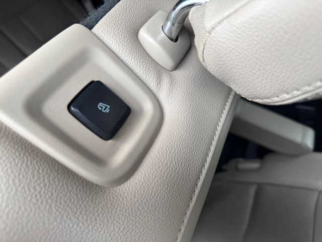 2021 Ford Explorer SERVICED AND DETAILED!! - 22943216 - 20