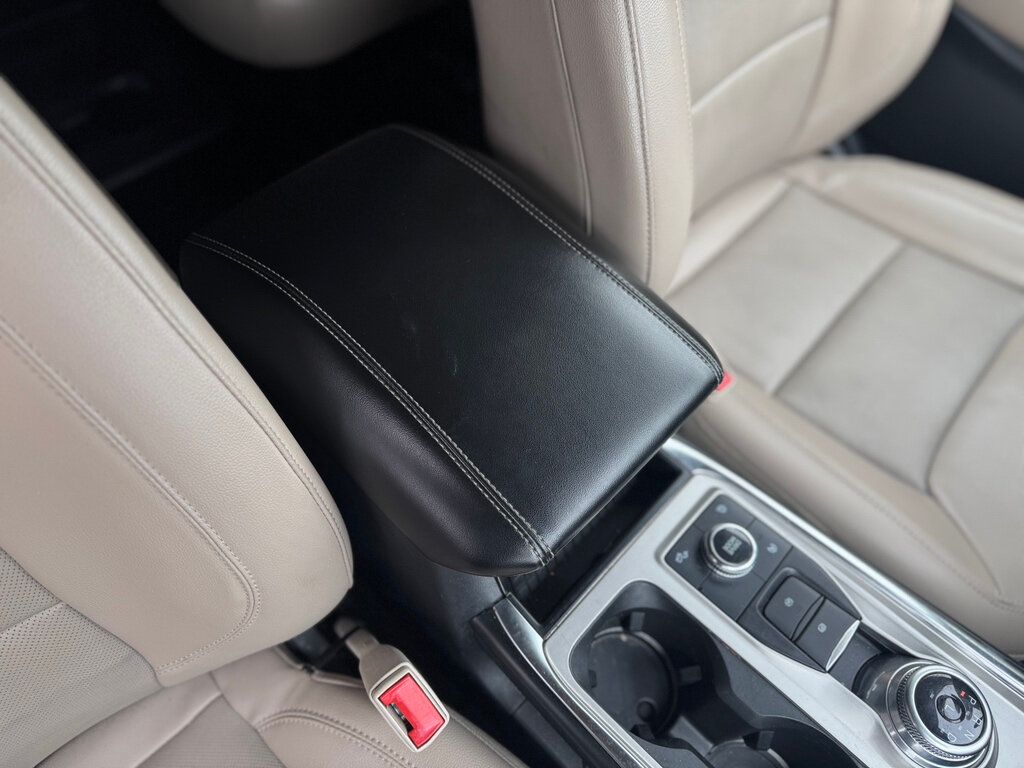 2021 Ford Explorer SERVICED AND DETAILED!! - 22943216 - 28