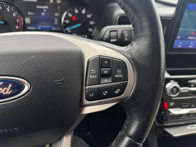 2021 Ford Explorer SERVICED AND DETAILED!! - 22943216 - 31