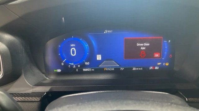 2021 Ford Explorer ST 4WD - 23018094 - 17