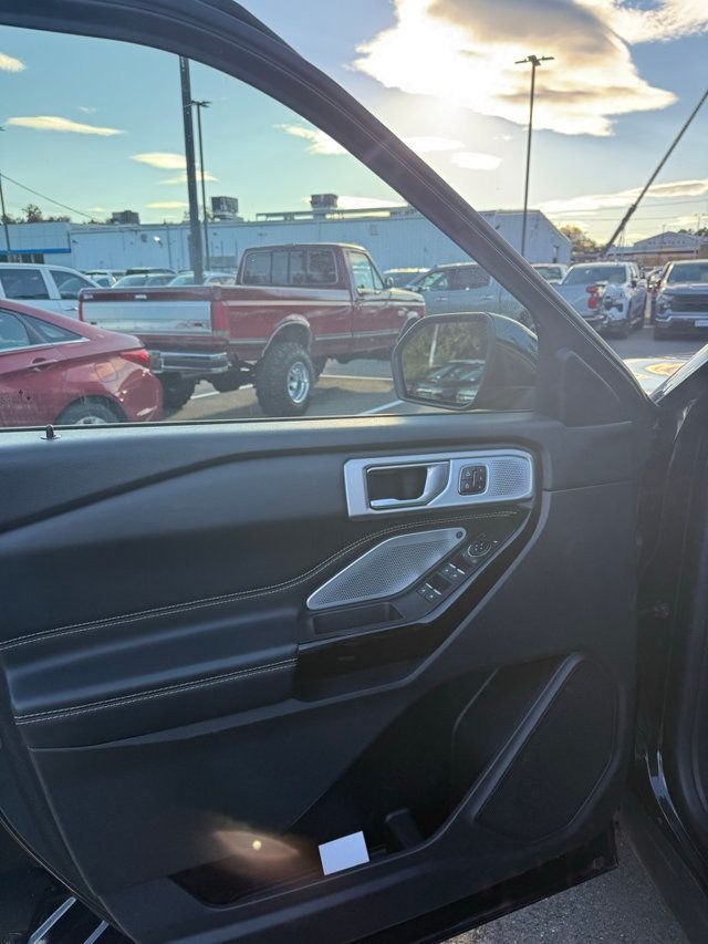 2021 Ford Explorer ST 4WD - 22932342 - 10