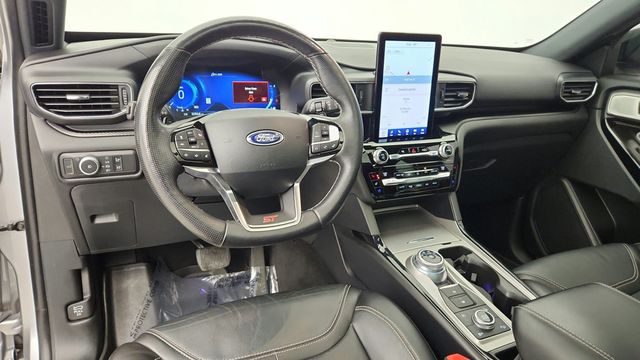 2021 Ford Explorer ST 4WD w/ High-Performance Pack & Premium Tech Pkg - 23076101 - 12