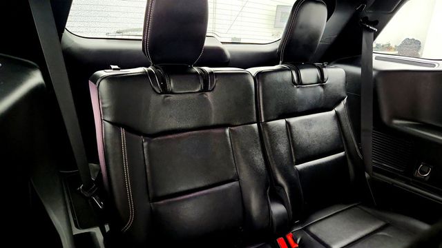 2021 Ford Explorer ST 4WD with Premium Technology & ST Street Packages (400 hp) - 22974299 - 21