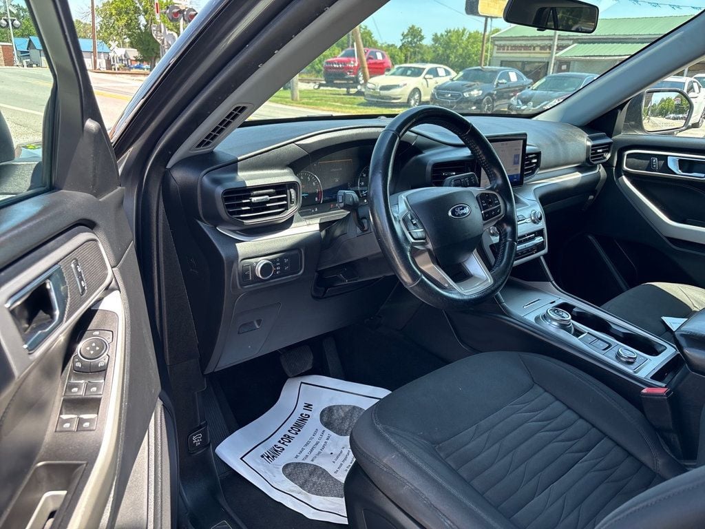 2021 Ford Explorer XLT 4WD - 23041553 - 4